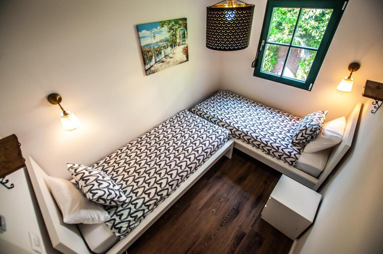 Entire House In The Center Of Ljubljana - Free Parking - Dragon Garden Pavilion Lubiana Esterno foto